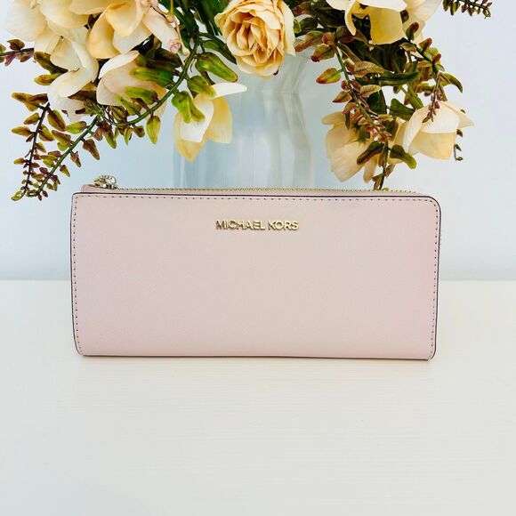 Michael Kors Jet Set Travel Large Logo Quarter-Zip Wallet Powder Blush - Picture 2 of 5